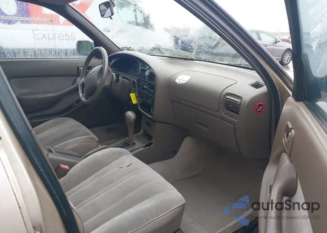 1996 Toyota Camry Dx/Le/Xle from USA, damaged, VIN 4T1BG12KXTU812035